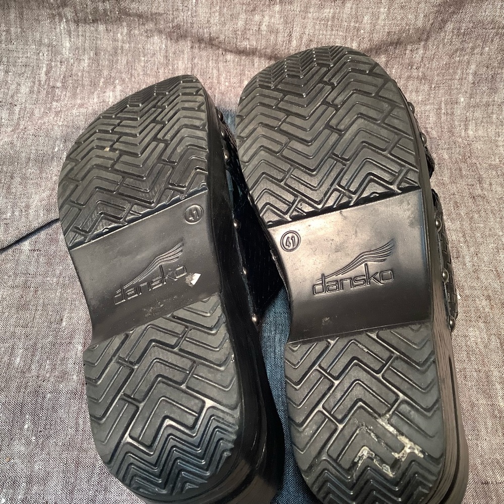Dansko Black Woven Mules - Picture 3 of 4